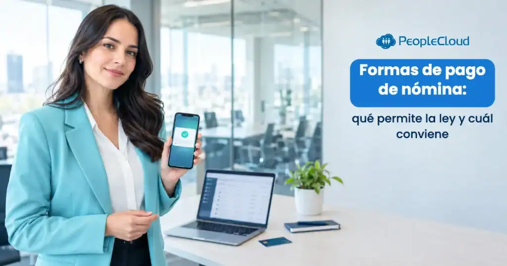 Especialista de Recursos Humanos confirma en su celular el depósito de la nómina por transferencia